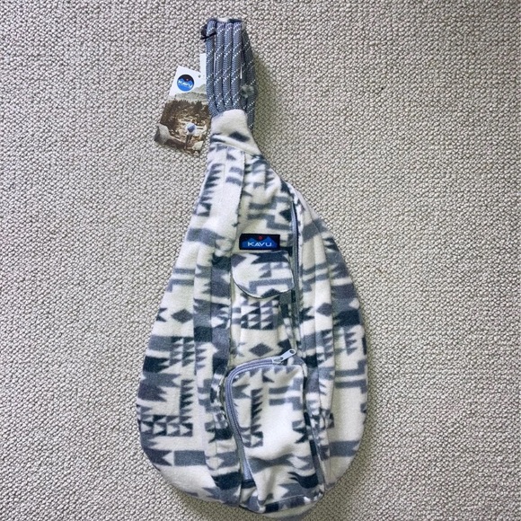 NWT KAVU Rope Sling Bag - Picture 1 of 4